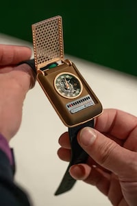Flip-Top Communicator Watches Image 3