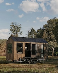 Compact Mobile Home Image 2