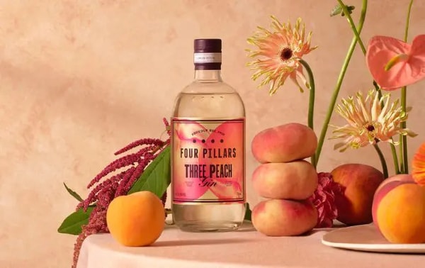 Cocktail-Oriented Peachy Gins