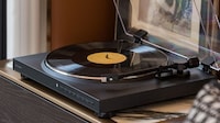 Slim Fuss-Free Turntables Image 2
