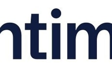 Renewable-Powered AI Data Centers