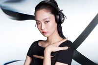 Monochromatic Musician Headphones Image 1