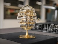 Luxe Beehive Table Clocks Image 2
