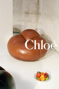 Luxe Tomato-Shaped Chairs Image 2