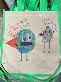 Student-Designed Reusable Bags Image 3