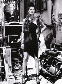 90s Bad Girl Revivals Image 3