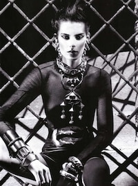 90s Bad Girl Revivals Image 8
