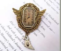 Vintage Fantasy Jewelry Image 5