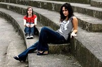 Chicks Who Can Sang Image 3