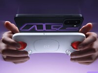 Controller-Integrated Gaming Phones Image 2