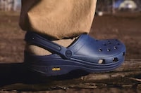 Performance-Driven Hybrid Clogs Image 3