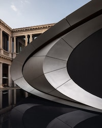 Reflective Architectural Artwork Image 3