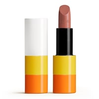Sun-Inspired Luxurious Beauty Lines Image 3