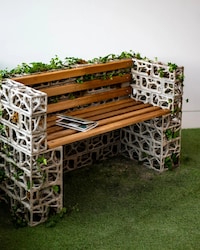 Bio-Reinforced Public Seating Image 3