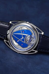 Marine Tourbillon Watches Image 2