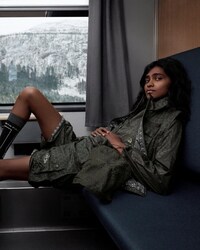 Ultra-Chic Designer-Forward Modular Fashion Image 4