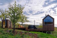 Relaxing Micro Cabin Compounds Image 1