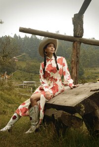 Western-Inspired Ethical Fashion Capsules Image 3