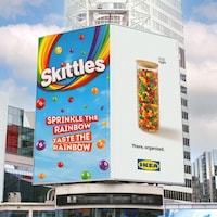 Decluttered Ad Campaigns Image 2