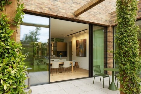 Flatpack Courtyard Houses