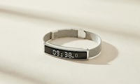 Jewelry-Like Fitness Wearables Image 3