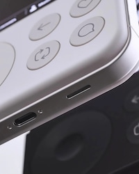 Social Media-Only Smartphone Designs Image 4