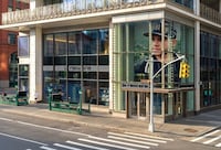 Experiential Brand Stores Image 1