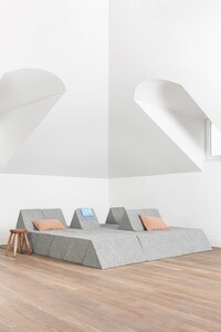 Modular Peak Seating Image 2