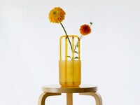 Bright Guided Stem Vases Image 2