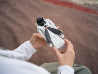 Featherweight Camera Drones Image 3