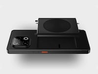 Durable Swappable Battery Smartphones Image 8