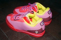 Bold Retro Court Shoes Image 2