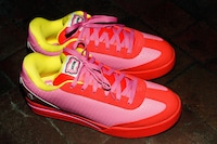 Bold Retro Court Shoes Image 3