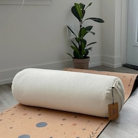 Modern Round Yoga Bolsters Image 3