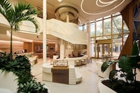 Art Deco-Inspired Timepiece Boutiques Image 2