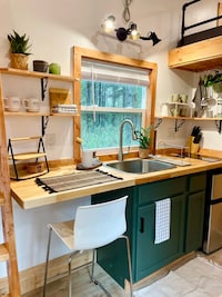 Low-Cost Six-Person Tiny Homes Image 7