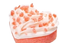 Single-Serve Pink-Hued Cakes