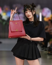 Dynamic Scent-Inspired Fashion Presentations Image 2