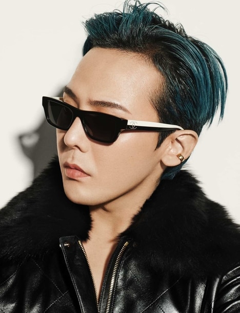 Celeb-Endorsed Eyewear Campaigns