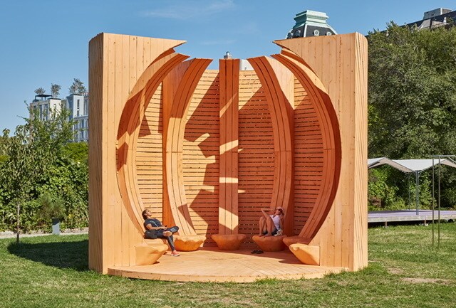 Microscopic Organism-Inspired Outdoor Sculptures Article Thubnail
