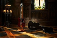 Guitarist-Honoring Limited-Edition Instruments Image 4