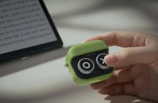 Micro-Sized eReader Remote Controls