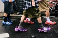 Camo Foam Clogs Image 2