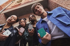 Stylishly Colored Flip Phones