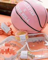 Athlete-Approved Limited-Edition Hair Accessories Image 2