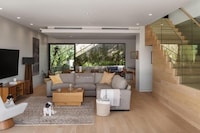 Contemporary Steep Hillside Residences Image 2