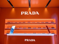Luxury Eyewear Pop-Ups Image 3