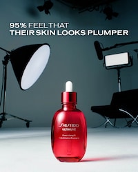 Potent Multi-Use Hydrating Oils Image 2