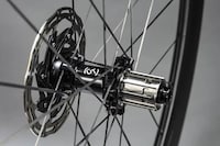 Vibration-Dampening Cycling Wheelsets Image 2