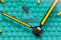 Luxe Detachable Timepieces Image 2